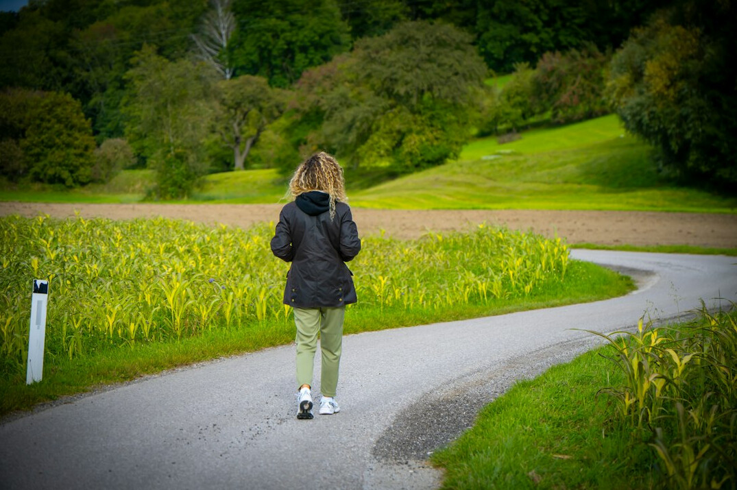 reader choosing path